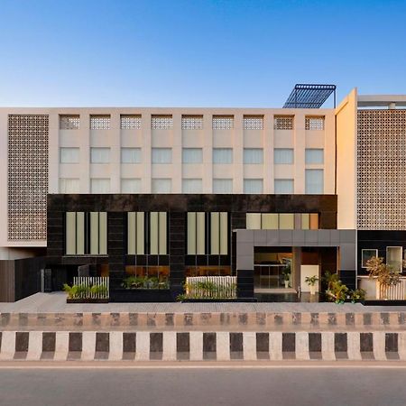 Lemon Tree Hotel Agra Shikohabad Экстерьер фото