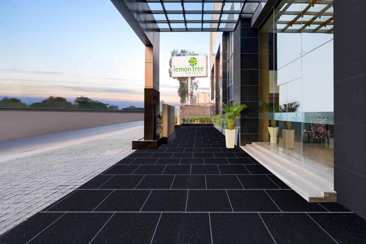 Lemon Tree Hotel Agra Shikohabad Экстерьер фото