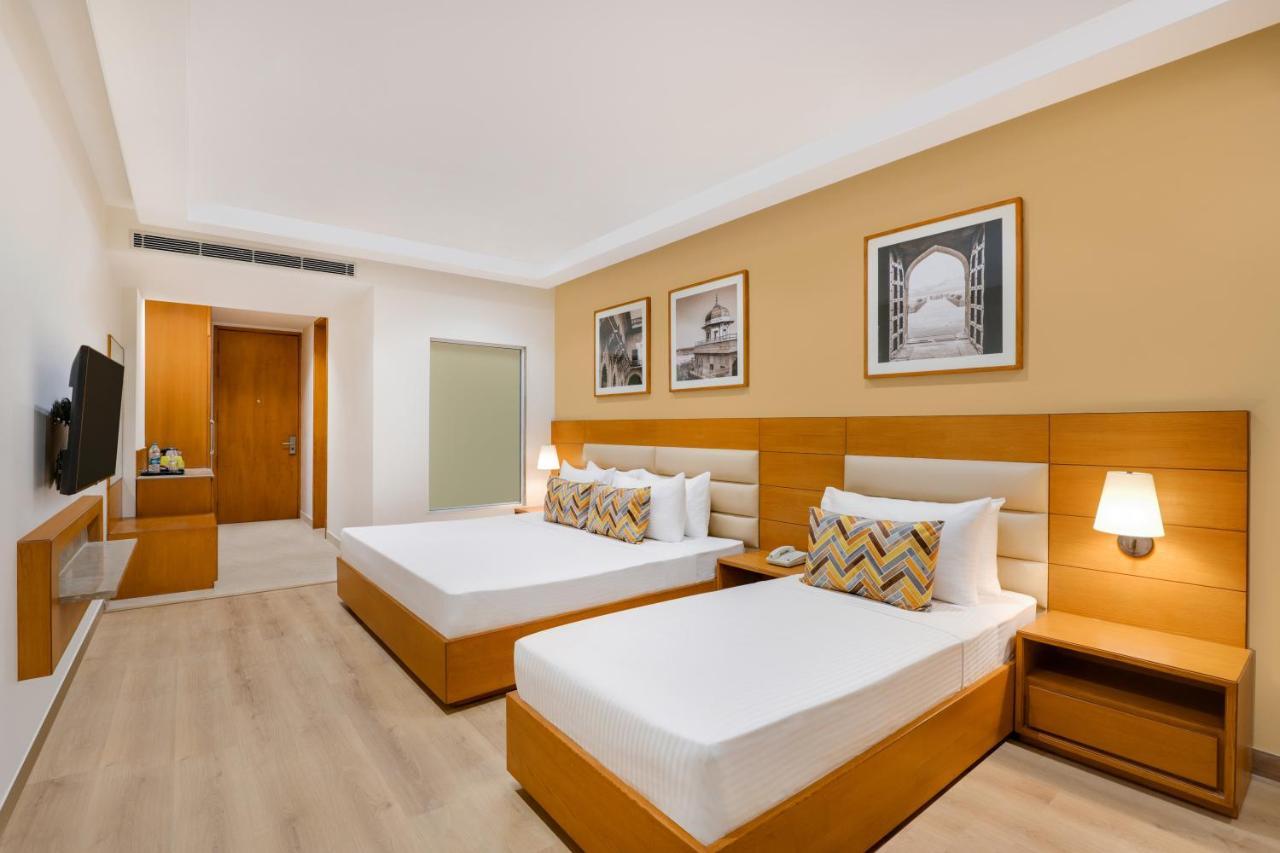 Lemon Tree Hotel Agra Shikohabad Экстерьер фото